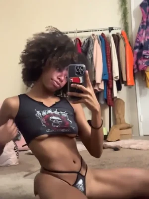 mochaanae - Shlap ass 🍑