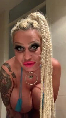 cocobimbodollamsterdam - Would you join us? 🥵 Você transaria com a gente? 🥵