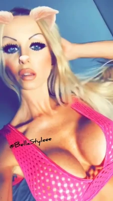 iambellaisabellaavip - I slept so well today, and I think I'm going to spend the day very