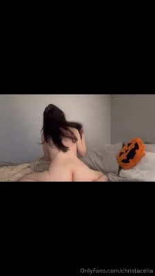 mommamommy - Tell me what you wanna do with