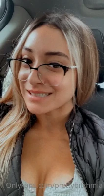 prettybitchmia - Quien quiere que le dé chichi part 1