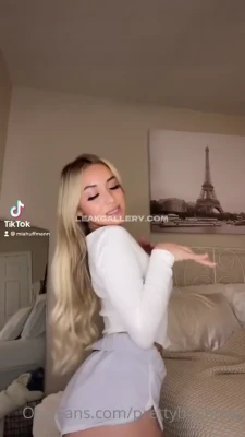 prettybitchmia - @CowgirlVIP is brand new to OnlyFans! 😈 She’s giving you 365