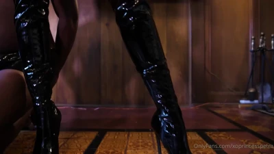 xoprincesspetra - Naughty boy taking shower... 🤤💦💦💦 One of the hottest