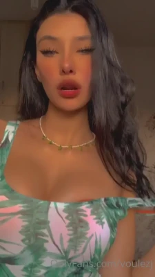 voulezj - Imagine being crushed by my ass  tell me what would you do if you had