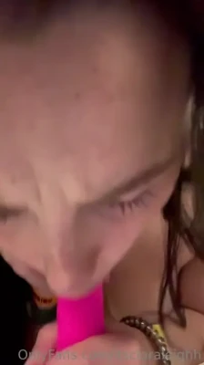 itsclaraleighh - Pussy and boots 😸