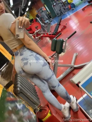 wbery - can really see the booty gains from this angle