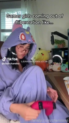 chanxoxos - We can watch One Piece together  but I won t give up the part where