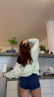 sophiemudd - [Anna] Today was my birthday 😅😁! i'm kinda absent because our