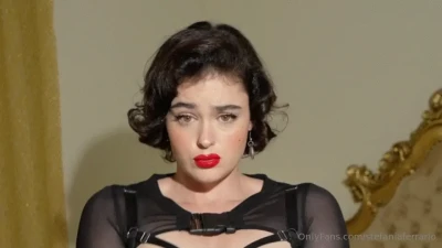 stefaniaferrario - Your favorite sexy cheerleader 📣.