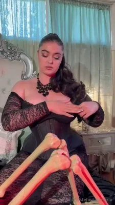 stefaniaferrario - Do you want to know where you can find this video? Ask me about it,