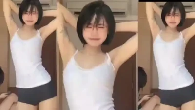 rurusama9 - Questa gonnellina è da ragazzina tutta casa e chiesa che deve essere