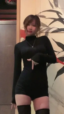 rurusama9 - Couldn’t resist from jerking off this morning before getting out of