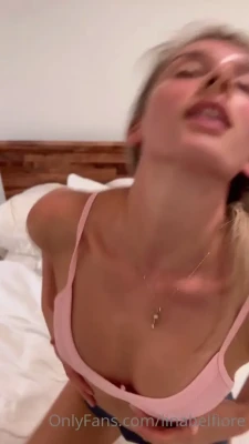linabelfiore - Everyone loves a good stacking 🤤🤤 Other Model @alittlesurreal0