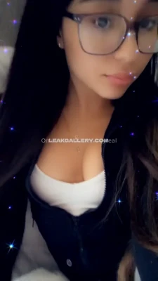 alahnaly - A sexy blooper from tomorrow's video 🤣🤣🤣 
