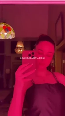 elsiehewitt - Some bulge and tit play. Squeezing slapping and jiggling. Tie me up
