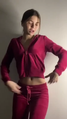 odarochka - GFE & Smiling Eye Contact video- Get Ready with Me 💕💕 