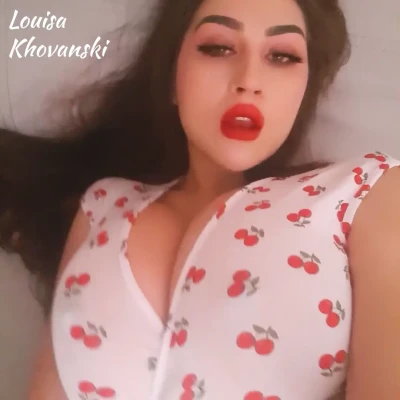 louisakhovanski - I need a hot shower, a warm bed and.... you.😈💯🔥🔞👅