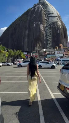 jailyneojeda - Candid: rear POV with mirror action, watch my big ol' juicy booty ( (