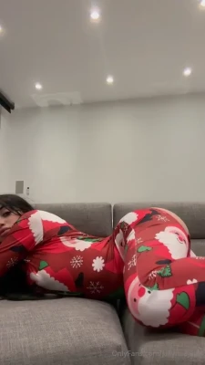 jailyneojeda - hit my dms up baby 😘 let's chat 💕 part 1