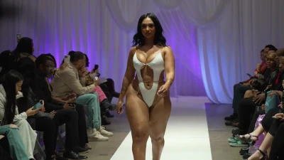 caamibernaal - I am waiting for all your focus to be on me!