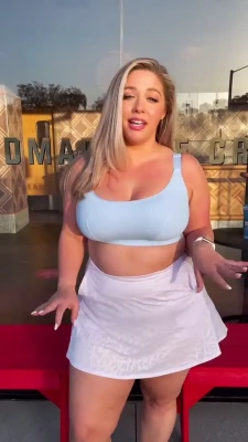 ellanabryan - let me distract you