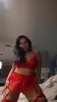 prisymontoya - i hope u guys enjoy this little tease video before i post some