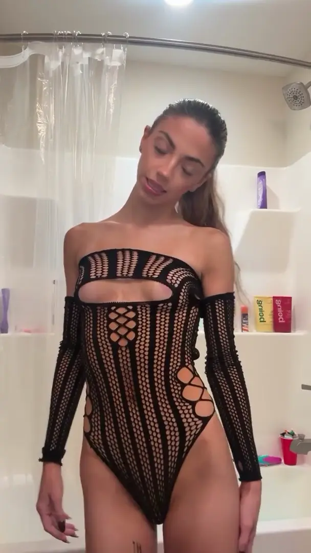 younglust24 - Kitty gets destroyed by machine!🥵💖