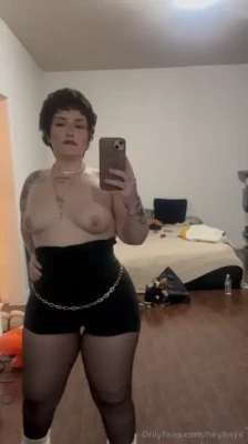 heyhayx - One of my gags is putting multiple toys in my pussy...  Tip to get