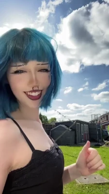 kay - Which would you like to see me try on first? 💕