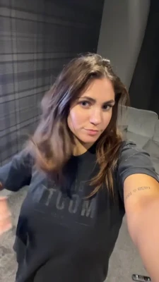 lucy - Some say im an Angel 😉 some say im a Devil 🥰