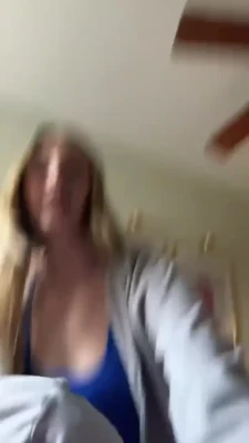 whos - I don’t feel like I post many pussy pics with face as well, how do