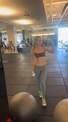 lollyzlexi - the waters nice, hop in 😏