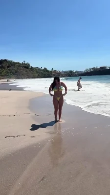 meganmccarthy - Another sexy wheel spinner just won VIP lifetime access to my snap a