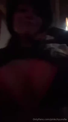pinkchyu - ive got a bunch of n00dz from my trip to canada im gonna post but ive