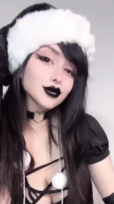 pinkchyu - Snowy December Day