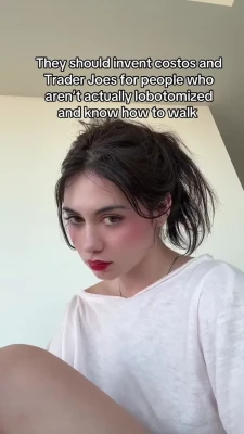 crimsonbare - I'm craving a blowjob so bad 💋 any volunteers?
