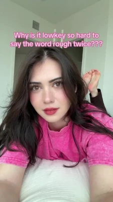 crimsonbare - going live in 5 hours! 10pm EST 🍆🥵💦