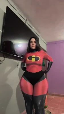 valeriaifit - A suction vibrator is inserted into her cunt and she cum hard with