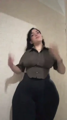 valeriaifit - Oh what happend here? 🤭😋