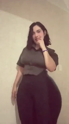 valeriaifit - Plump lips baby 💕