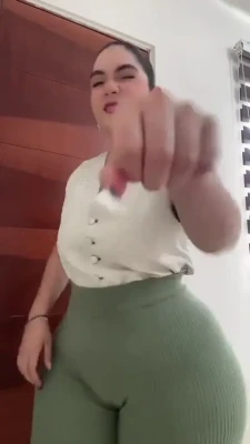 valeriaifit - Big daddy vibes