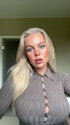 melisandesin - Oh, Hello there! Look who came out to play. But you better be