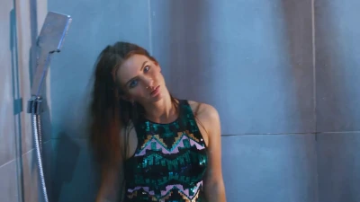valerica - My body is insane