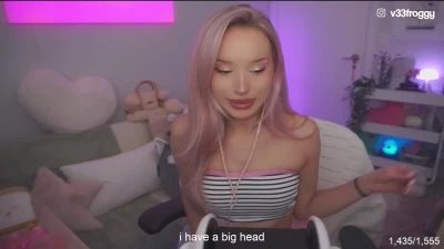veronica - Big tiddie pastel gf?