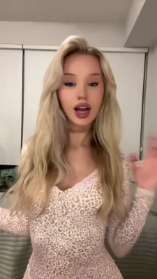 veronica - I'm fucking with your brain...