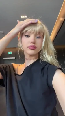 veronica - Would you take me on the carpet ?