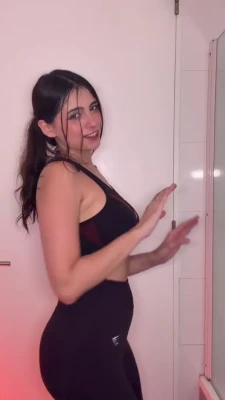 iaras2 - Lil clip of me using my exercise bike today