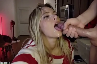 brittaniwelker - Eating struggle meals is what shapes a students existence. Don't let