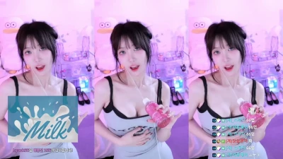 winter_28270 - With tits like these I always get what I want  😍💳💸