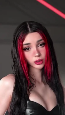 alyri - @grazigoddess friends/slaves can't resist and always want to have the